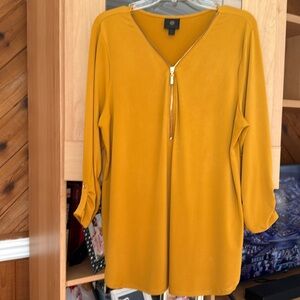 Women’s top, size XL, $15